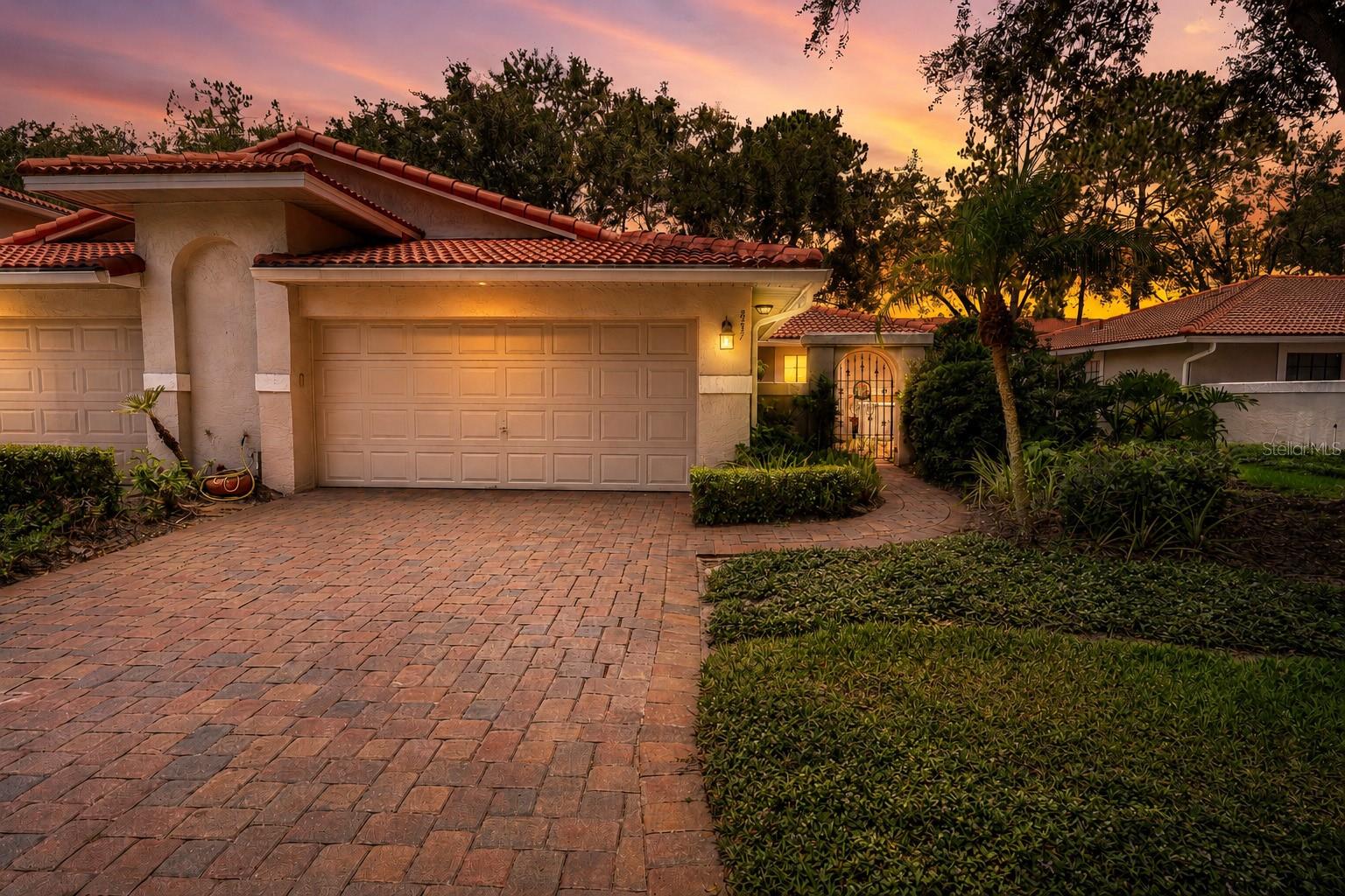 8237 BREEZE COVE LANE