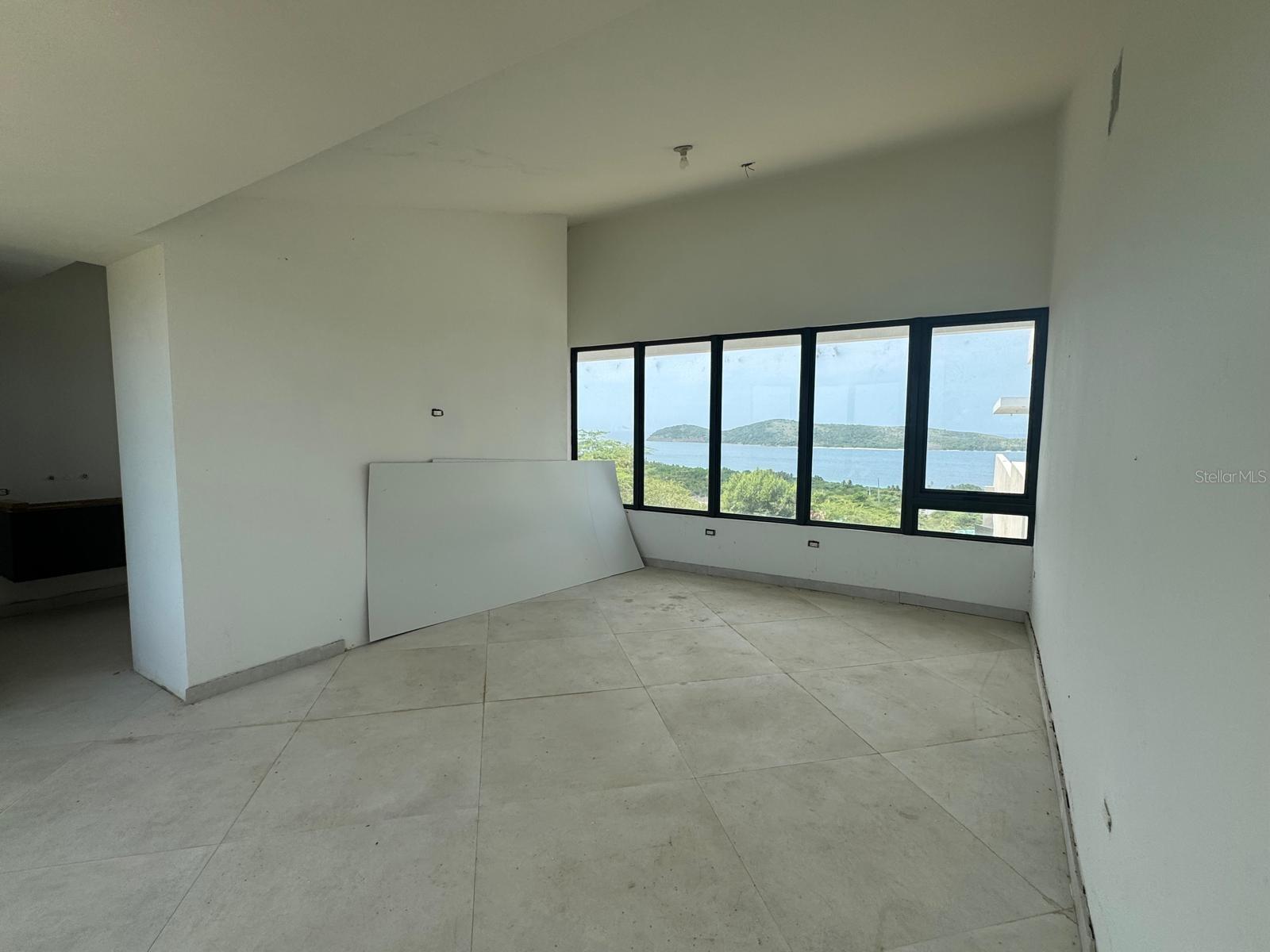 ALTURAS DE ZONI - Residential