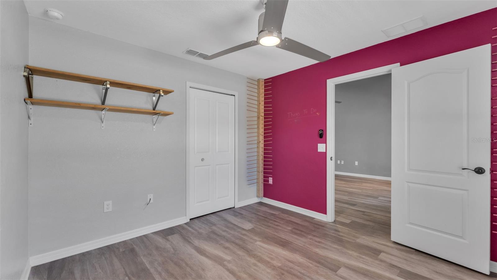 HOLLAND PARK PLACE PH 2 - Residential