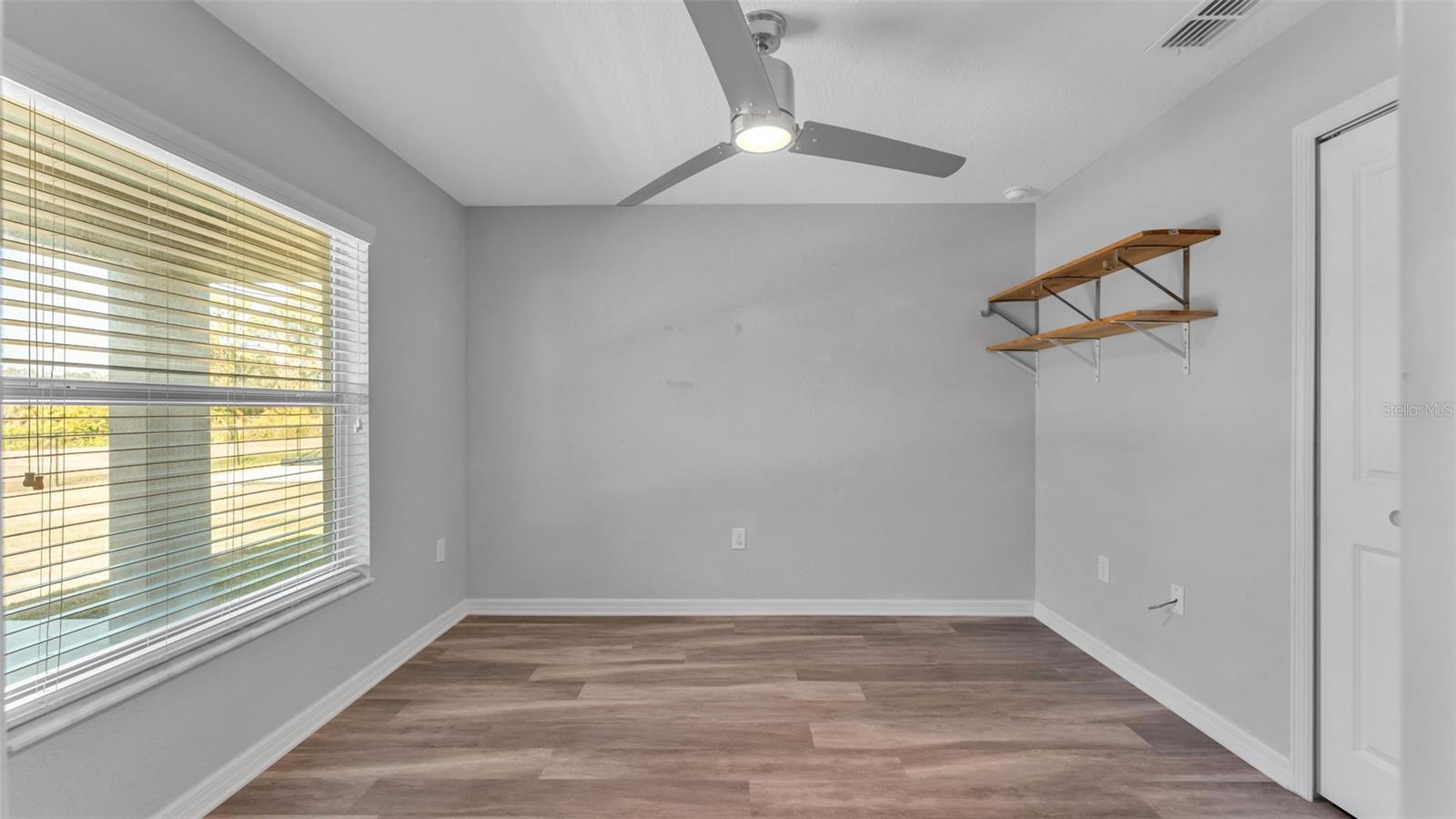 HOLLAND PARK PLACE PH 2 - Residential