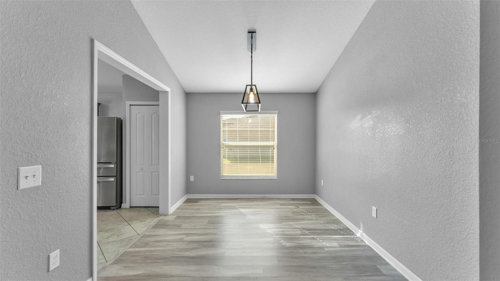 HOLLAND PARK PLACE PH 2 - Residential