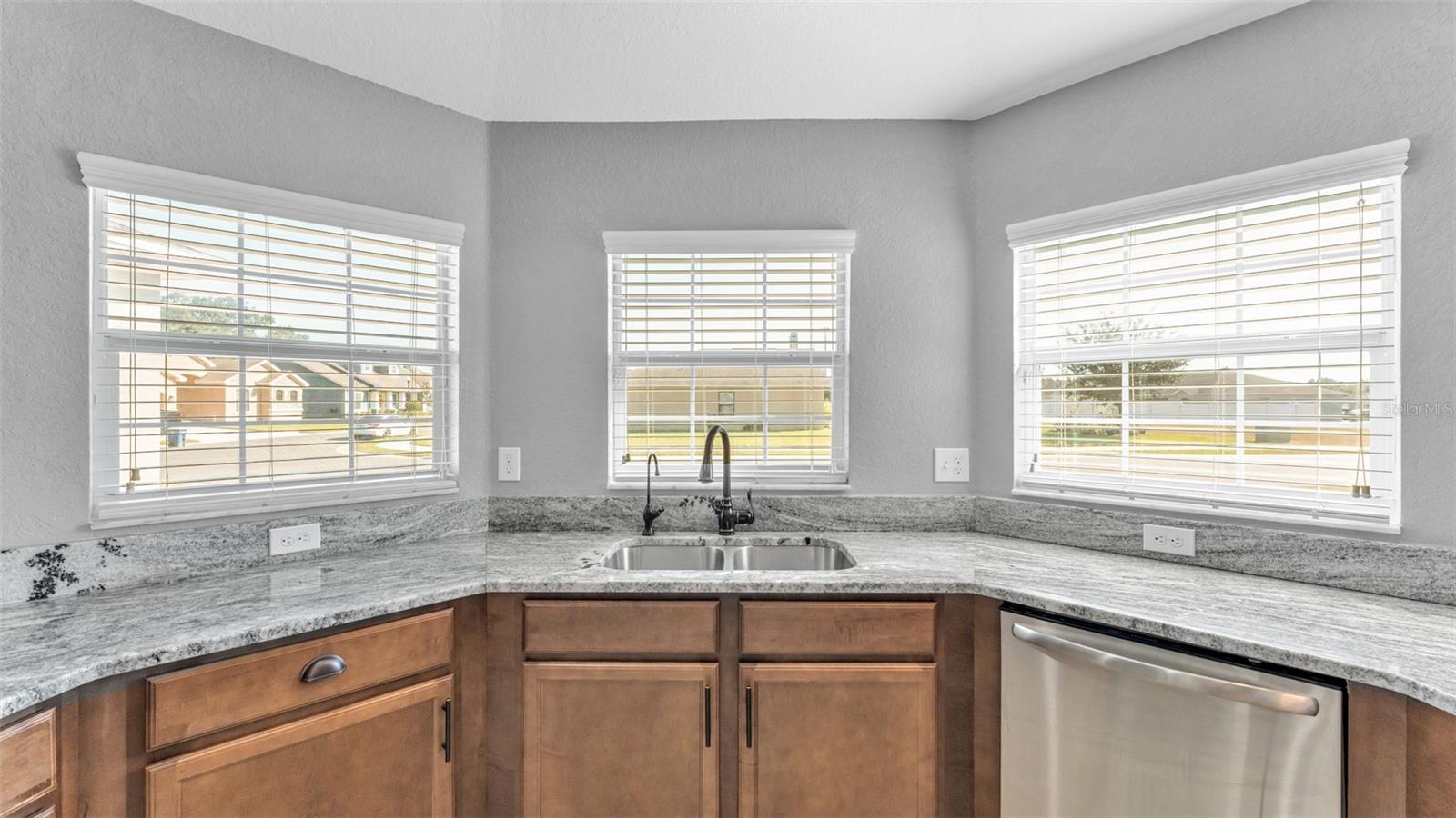 HOLLAND PARK PLACE PH 2 - Residential