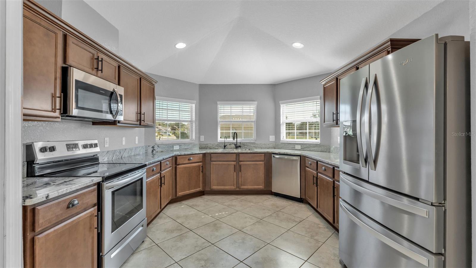 HOLLAND PARK PLACE PH 2 - Residential