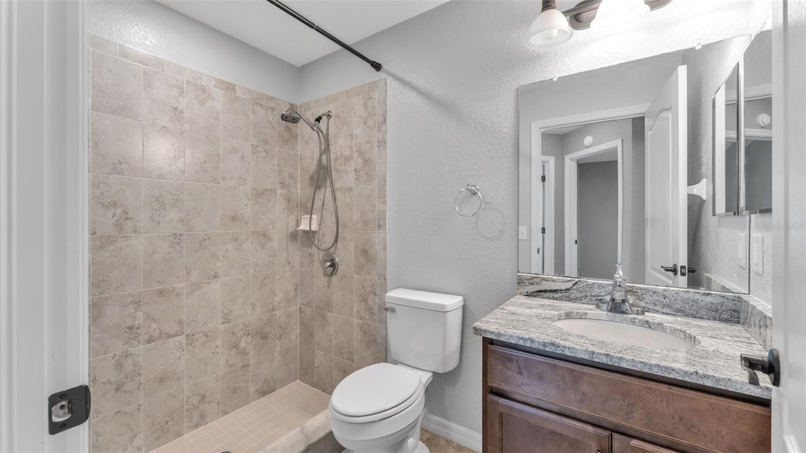 HOLLAND PARK PLACE PH 2 - Residential