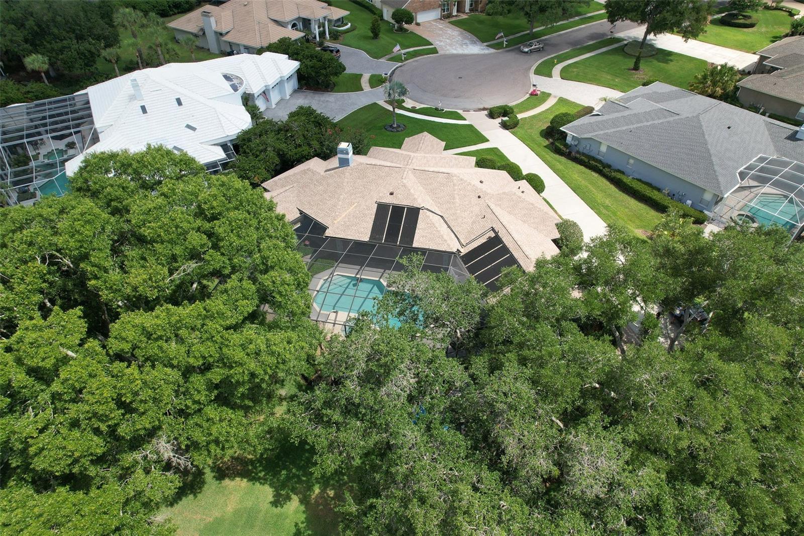 RIVER HILLS COUNTRY CLUB PH - Residential