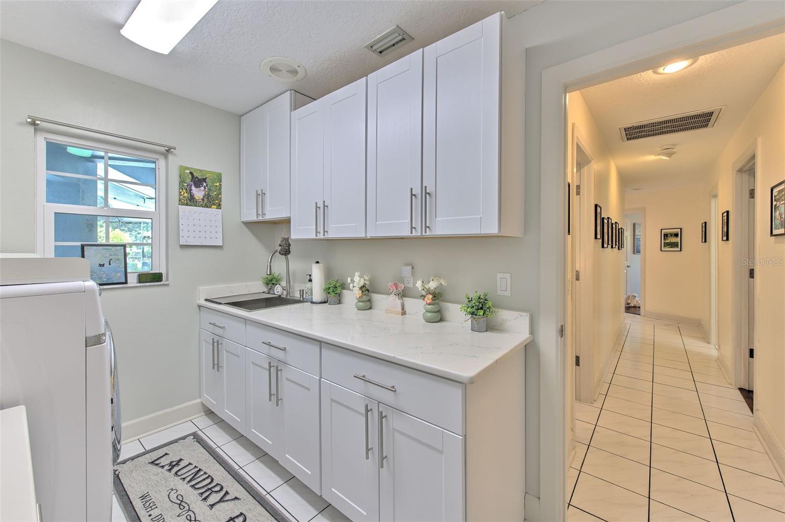 RIVER HILLS COUNTRY CLUB PH - Residential