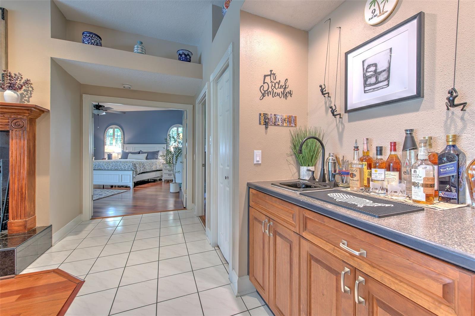 RIVER HILLS COUNTRY CLUB PH - Residential