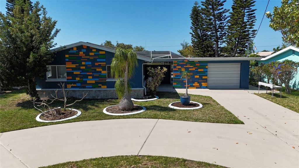 Photo of 4240 Floramar Terrace, New Port Richey, FL 34652 (MLS # W7885097)