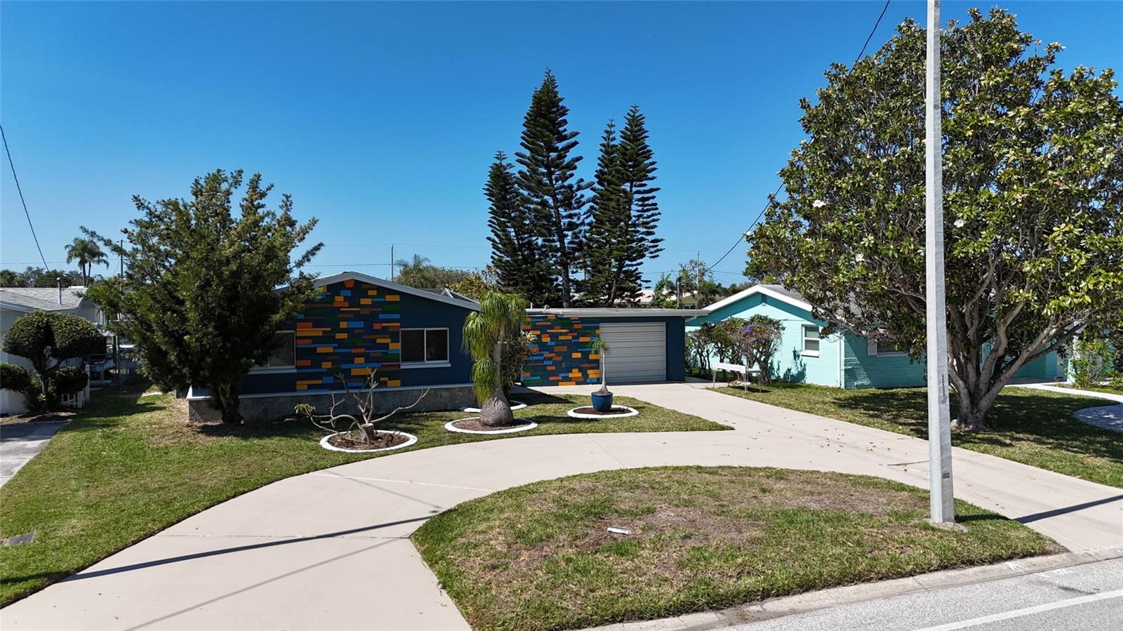 4240 FLORAMAR TERRACE