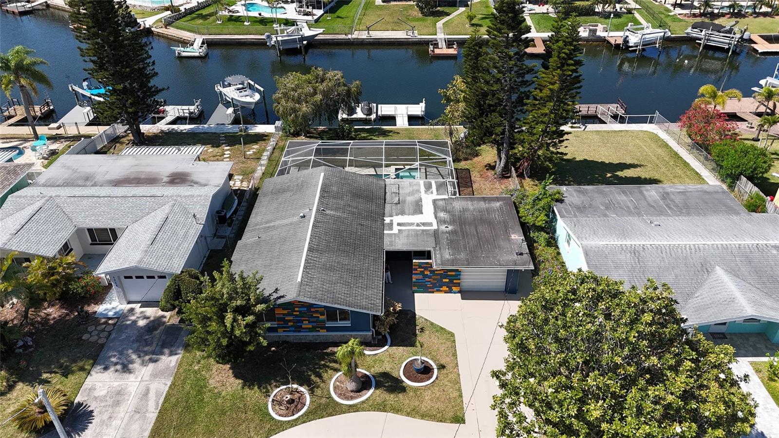 FLOR A MAR - Residential