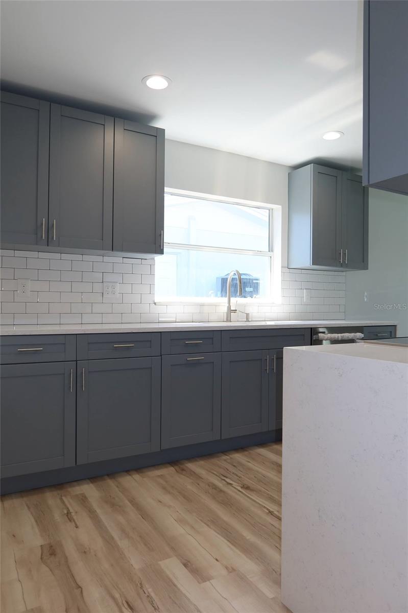 FLOR A MAR - Residential