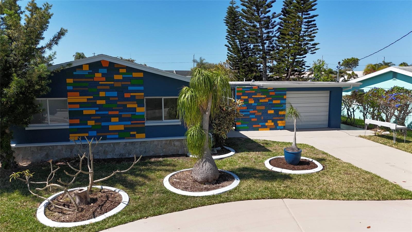 4240 FLORAMAR TERRACE