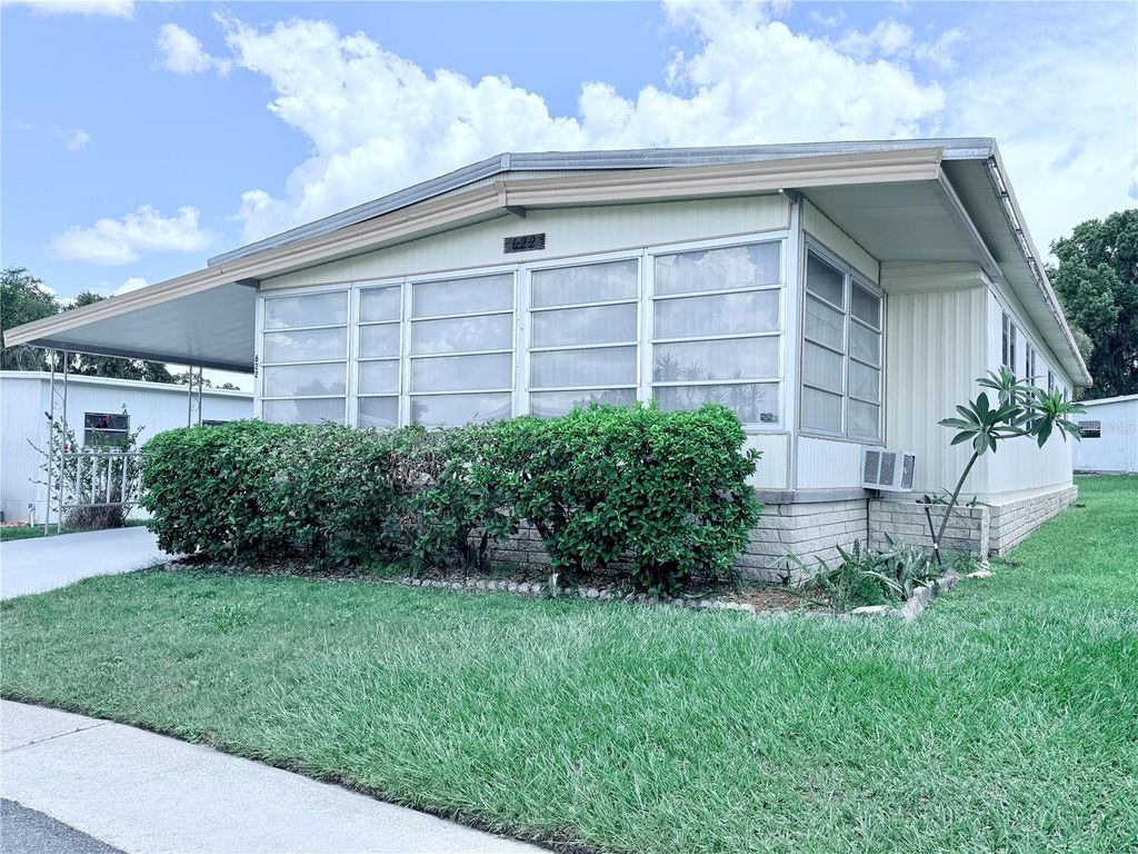 Photo of 622 Elizabeth Lane, Lakeland, FL 33809 (MLS # L4953994)