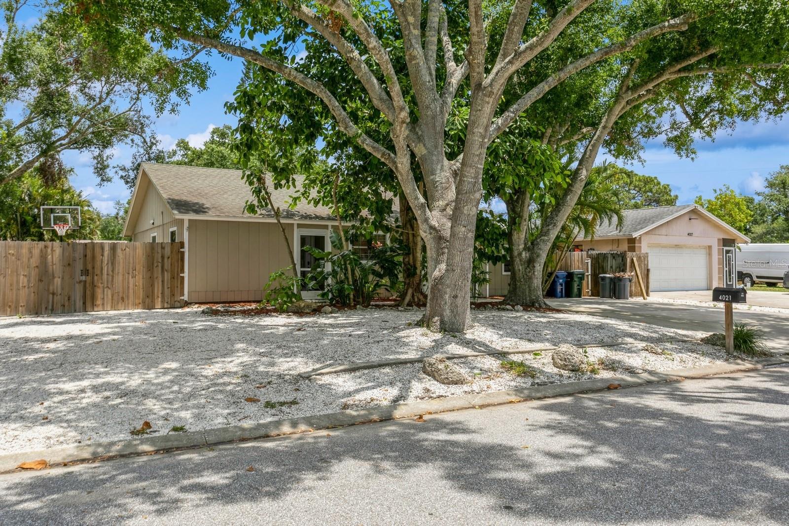 4021 VANA DRIVE