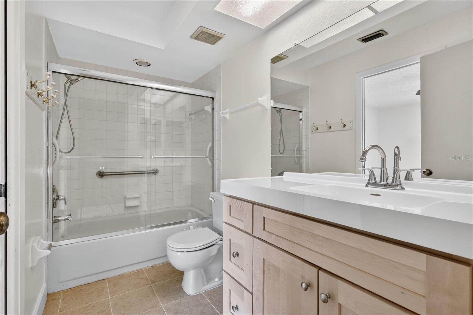 TALL PINES - Residential