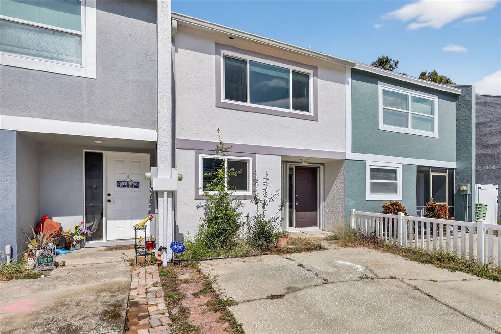 TALL PINES - Residential