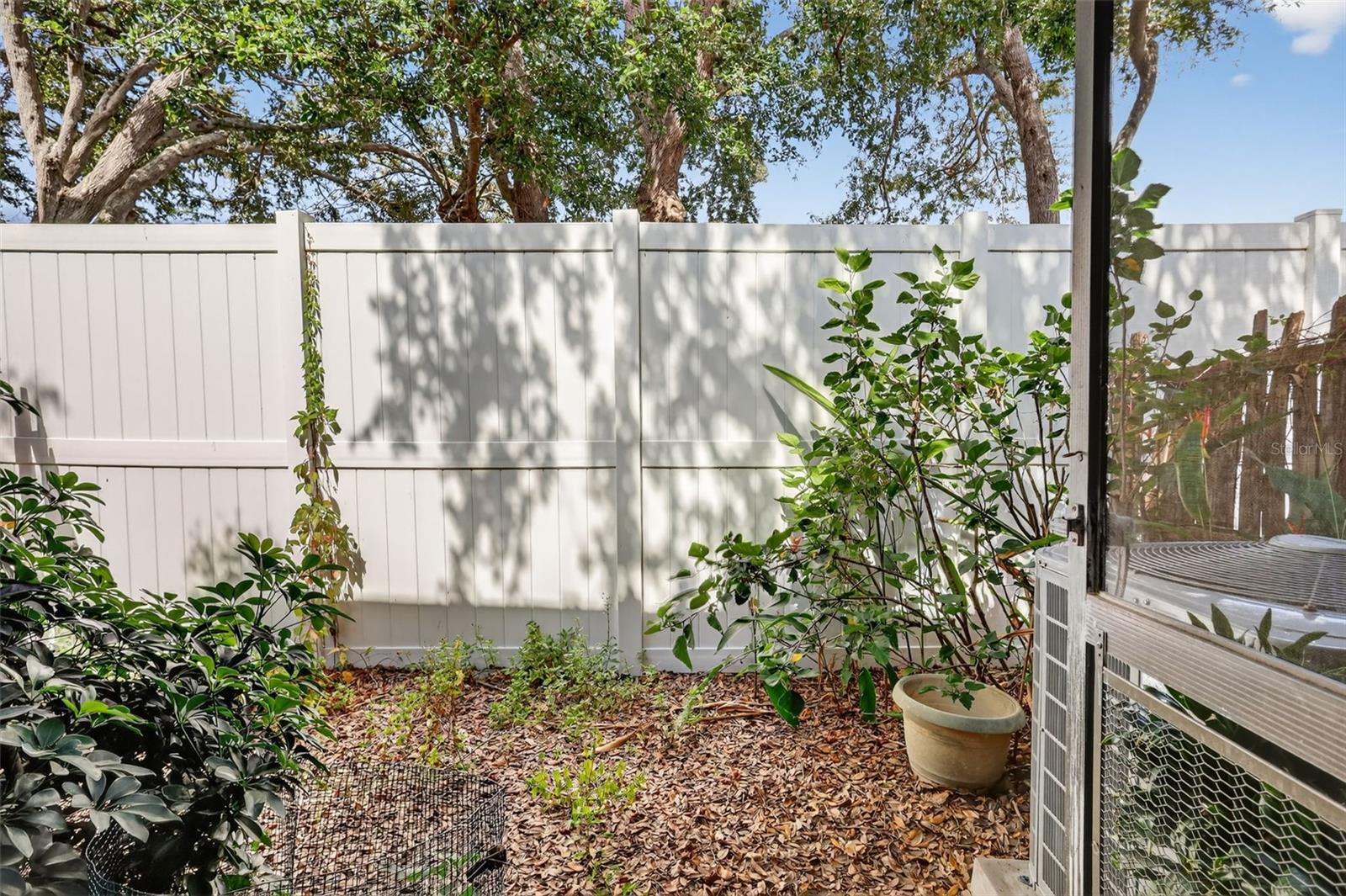 TALL PINES - Residential