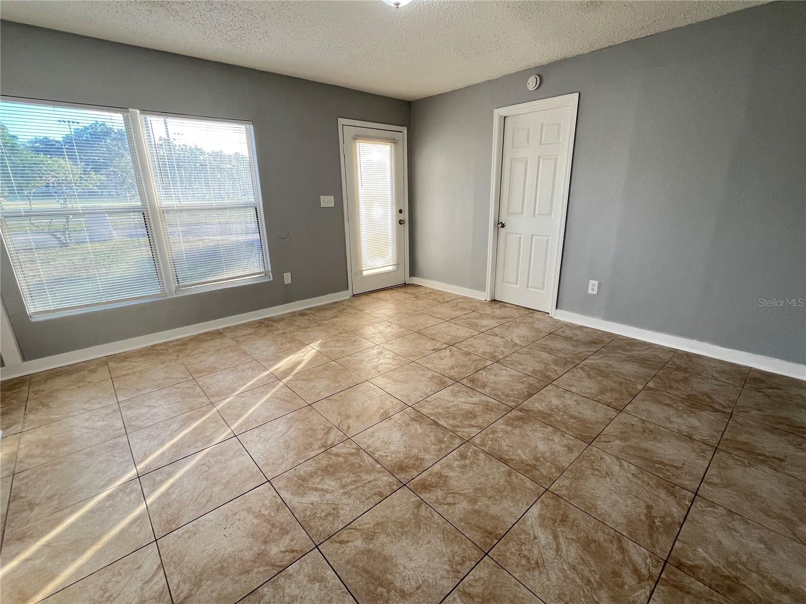 PINEHURST COURT SUB - Residential Lease