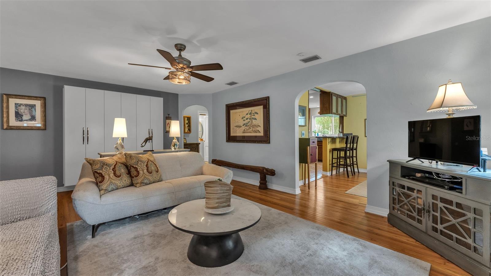 BEACON HILL - Residential
