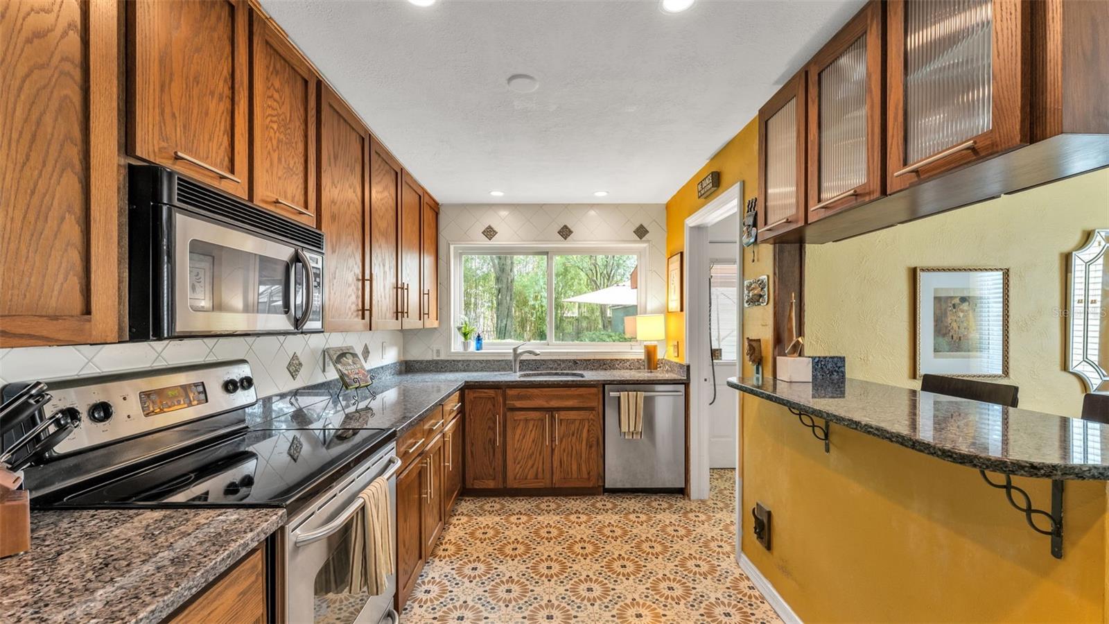 BEACON HILL - Residential