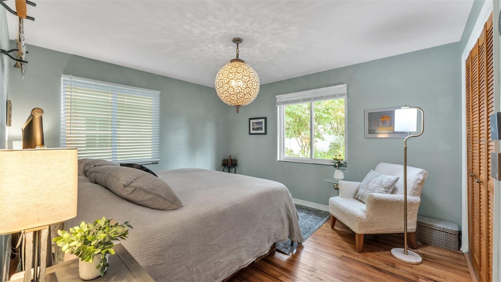 BEACON HILL - Residential
