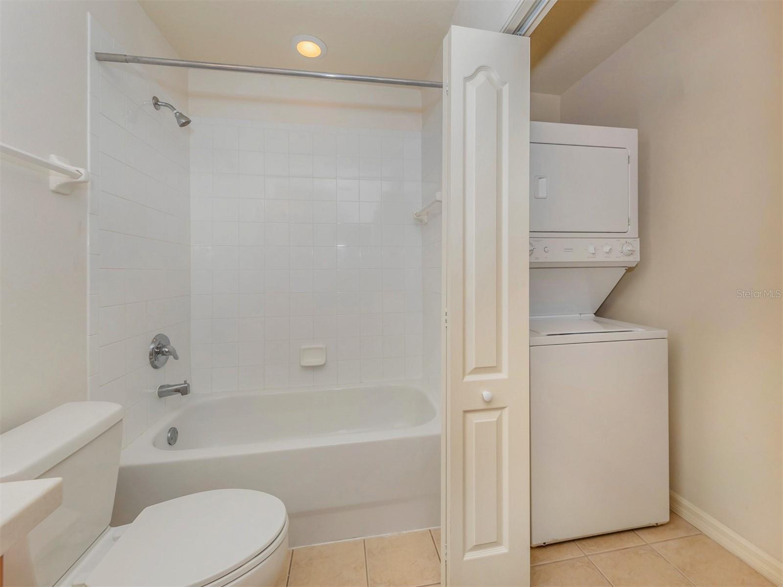 STONEYWOOD COVE - Residential Lease