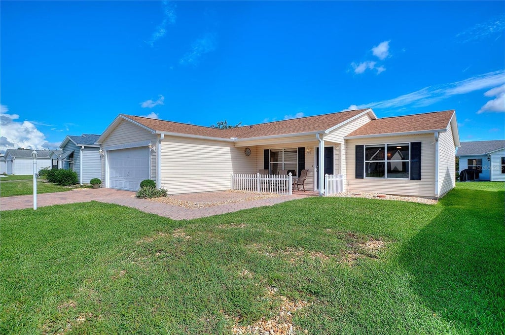 Photo of 2713 De La Rosa Street, The Villages, FL 32162 (MLS # S5157214)