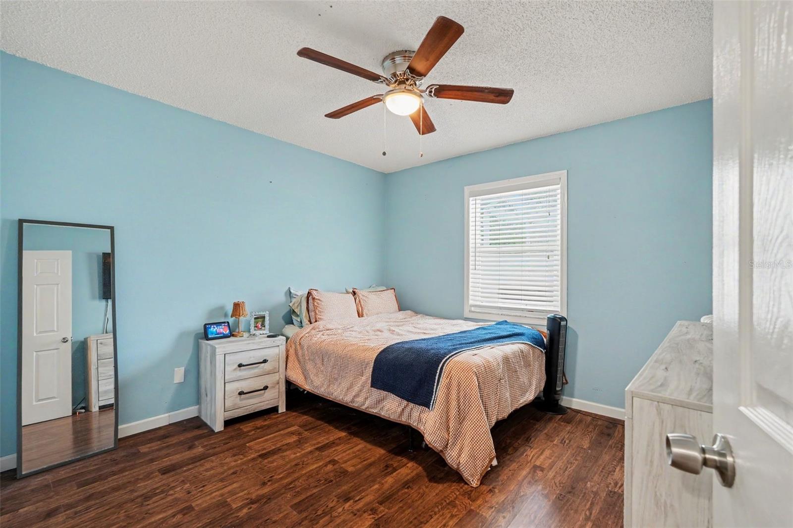 COUNTRY GROVE SUB - Residential