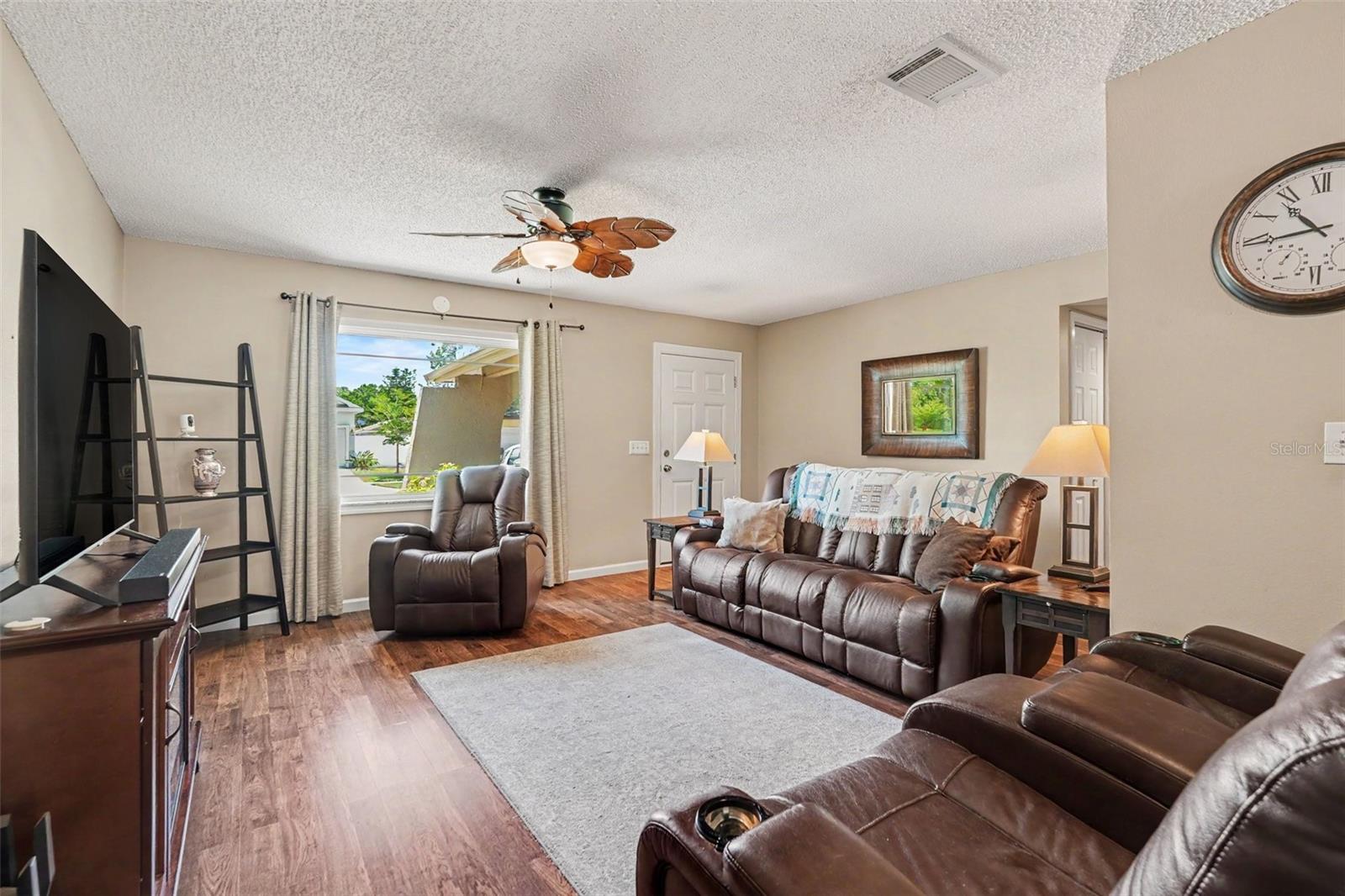 COUNTRY GROVE SUB - Residential