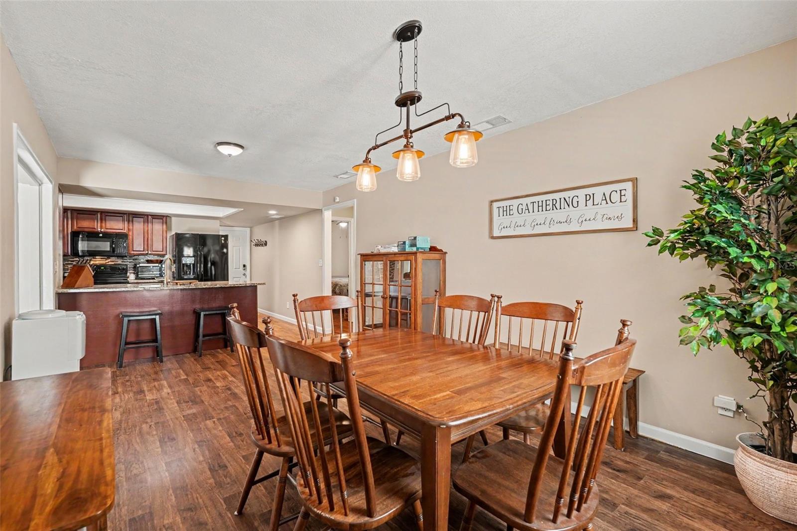 COUNTRY GROVE SUB - Residential