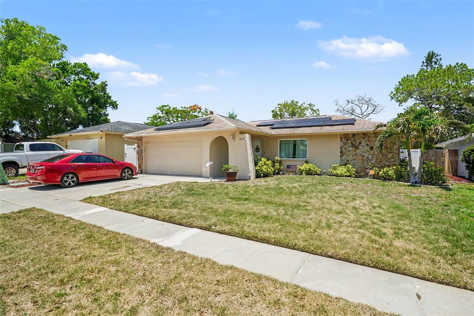 2627 SURREY DRIVE