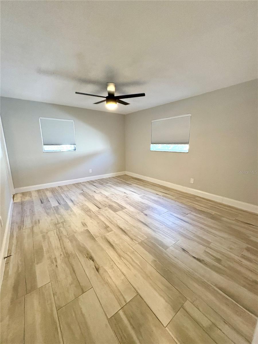 WOODBROOK GARDENS 1ST ADD - Residential Lease