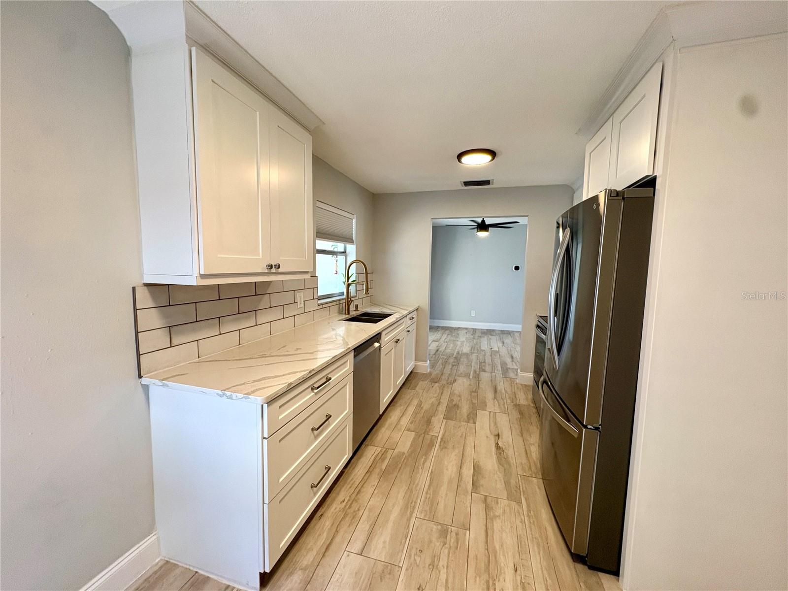 WOODBROOK GARDENS 1ST ADD - Residential Lease