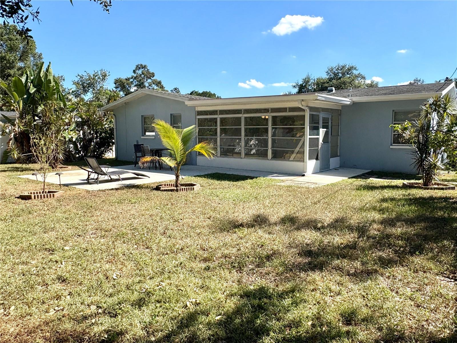 WOODBROOK GARDENS 1ST ADD - Residential Lease