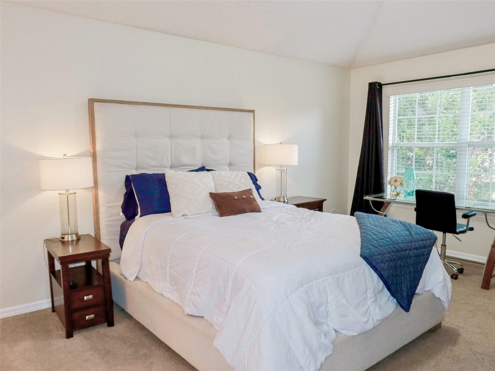 OVERLOOK/PARKSIDE CONDO - Residential