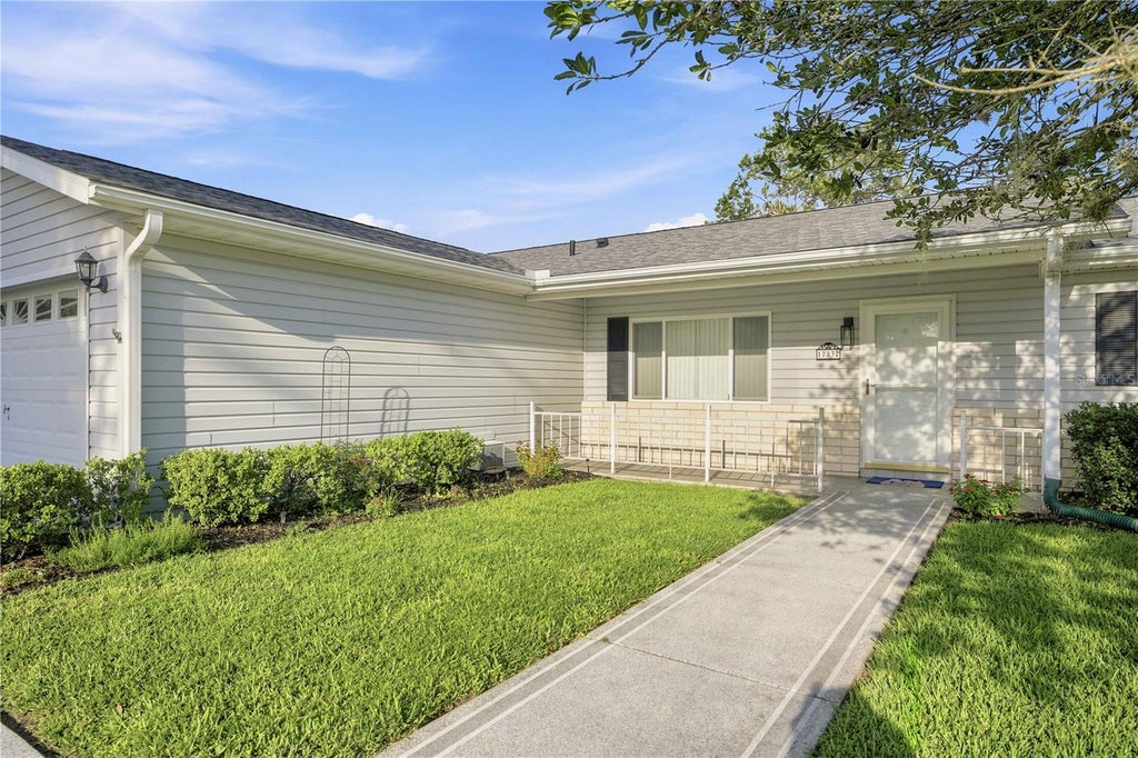 Photo of 17832 SE 96th Avenue, Summerfield, FL 34491 (MLS # OM728583)