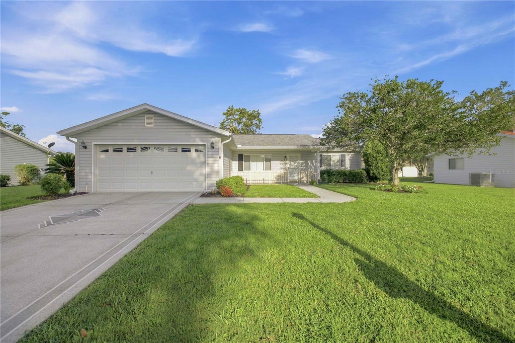 Photo of 17832 SE 96th Avenue, Summerfield, FL 34491 (MLS # OM728583)