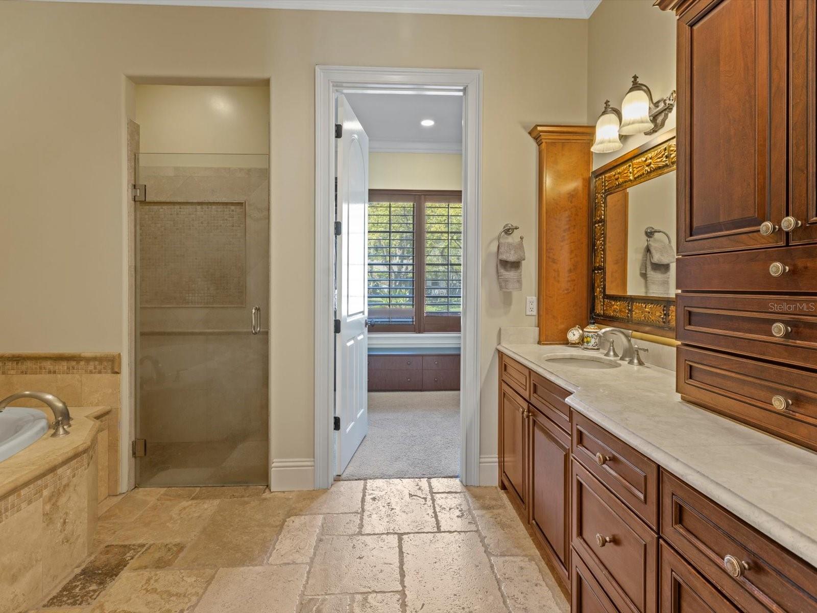 HOLLIEANNA SHORES 1ST ADD - Residential