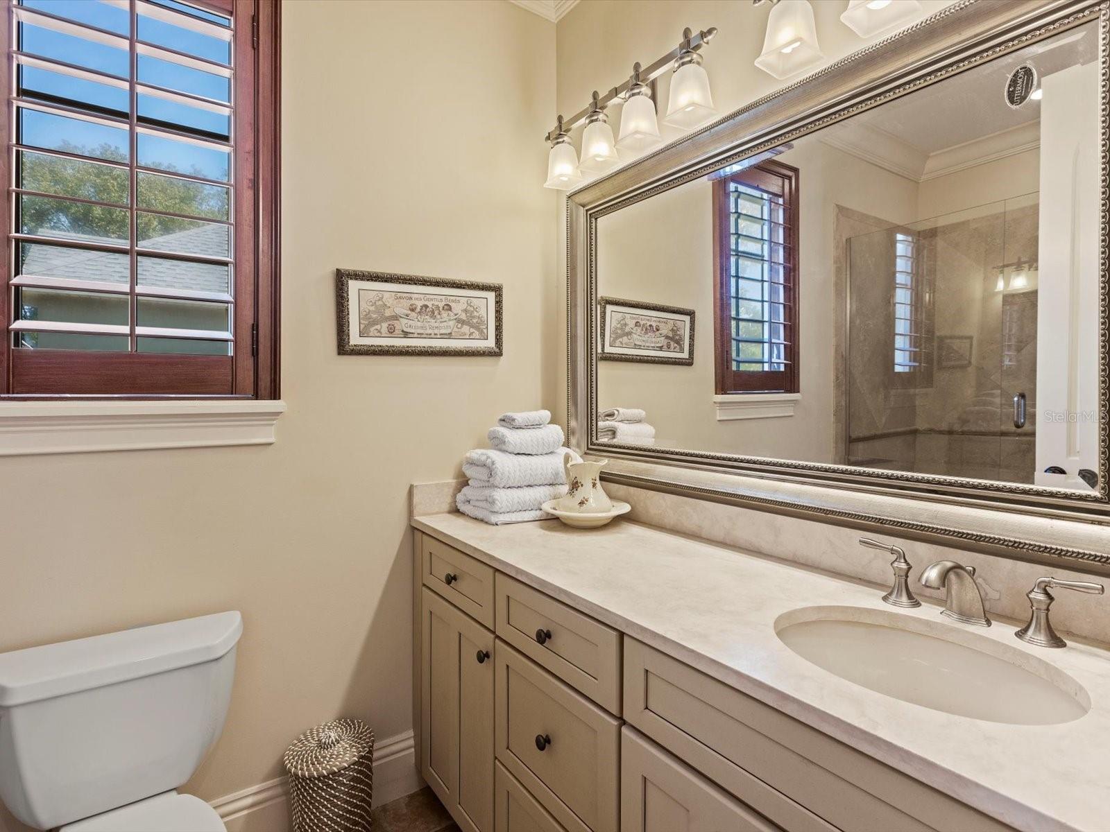 HOLLIEANNA SHORES 1ST ADD - Residential