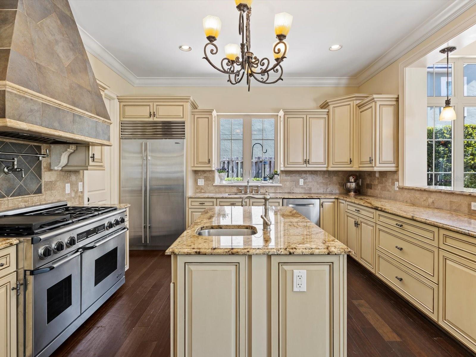 HOLLIEANNA SHORES 1ST ADD - Residential