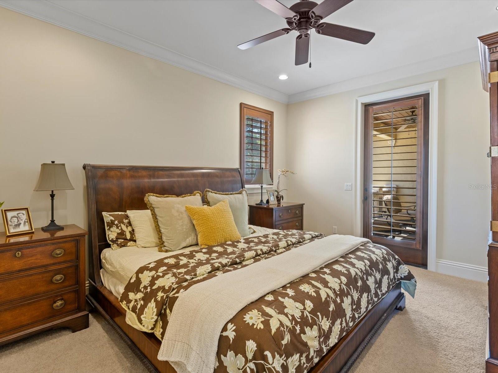 HOLLIEANNA SHORES 1ST ADD - Residential