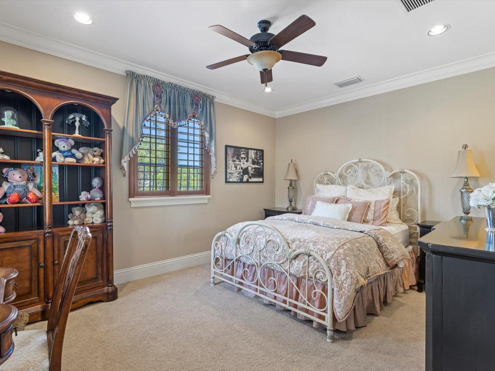 HOLLIEANNA SHORES 1ST ADD - Residential