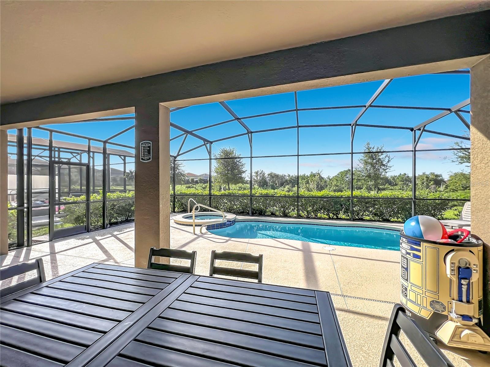 7647 OAKMOSS LOOP
