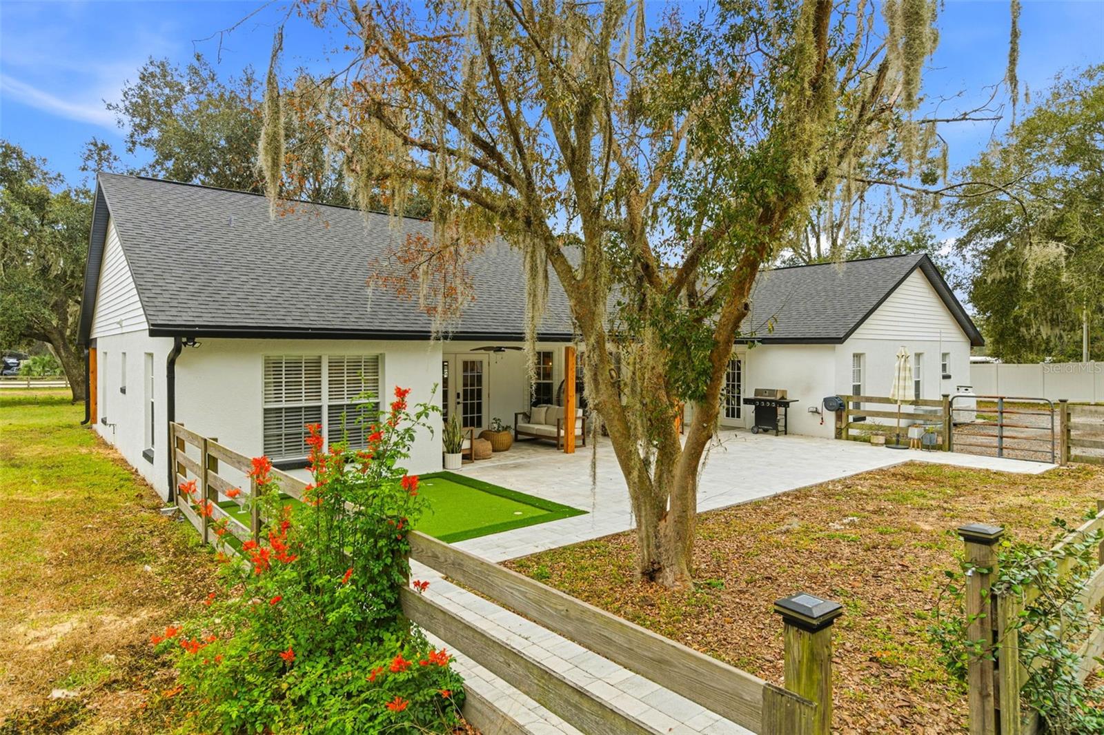 ACREAGE - Residential