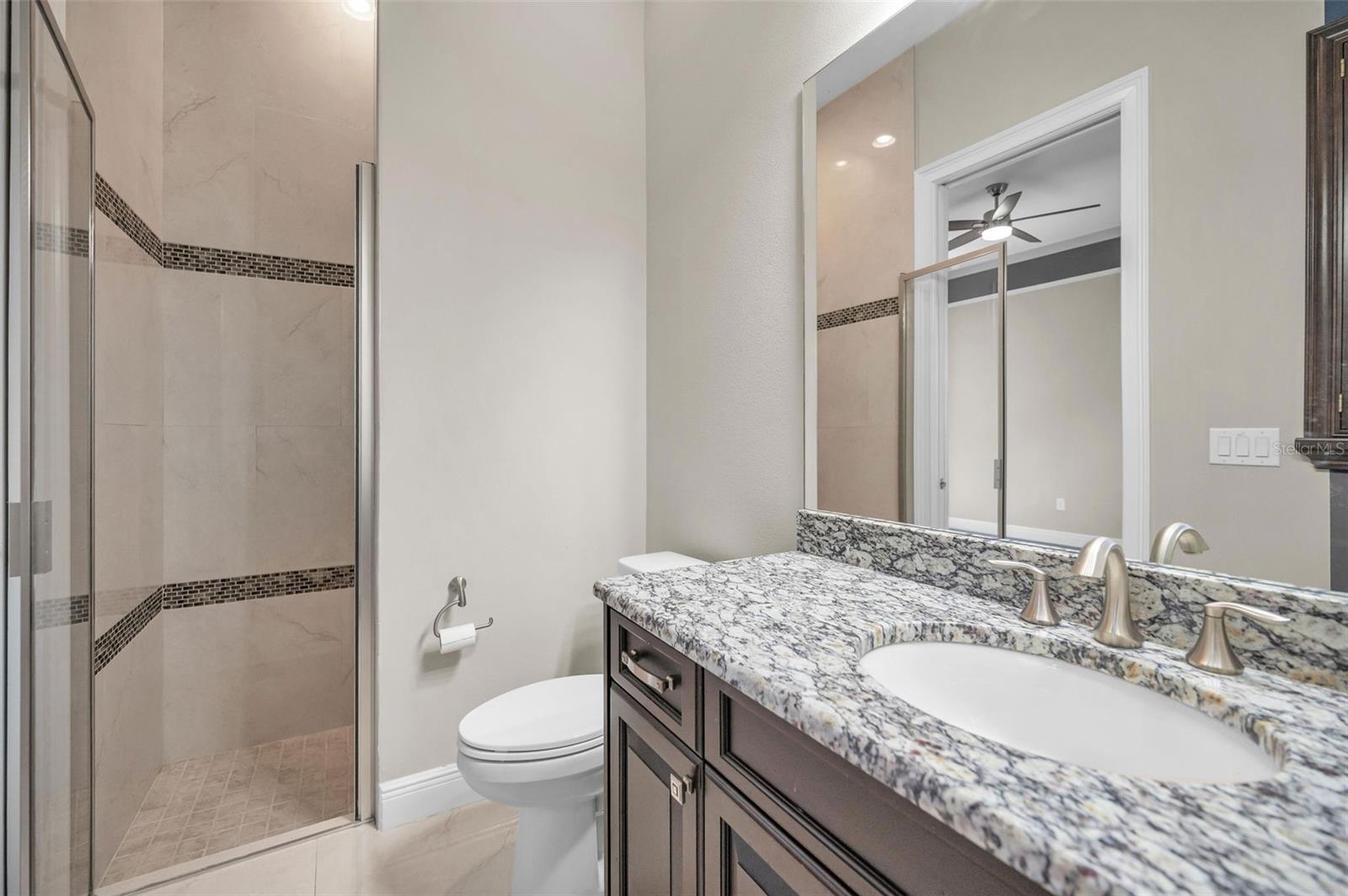 CHAMPIONS CLUB - Residential