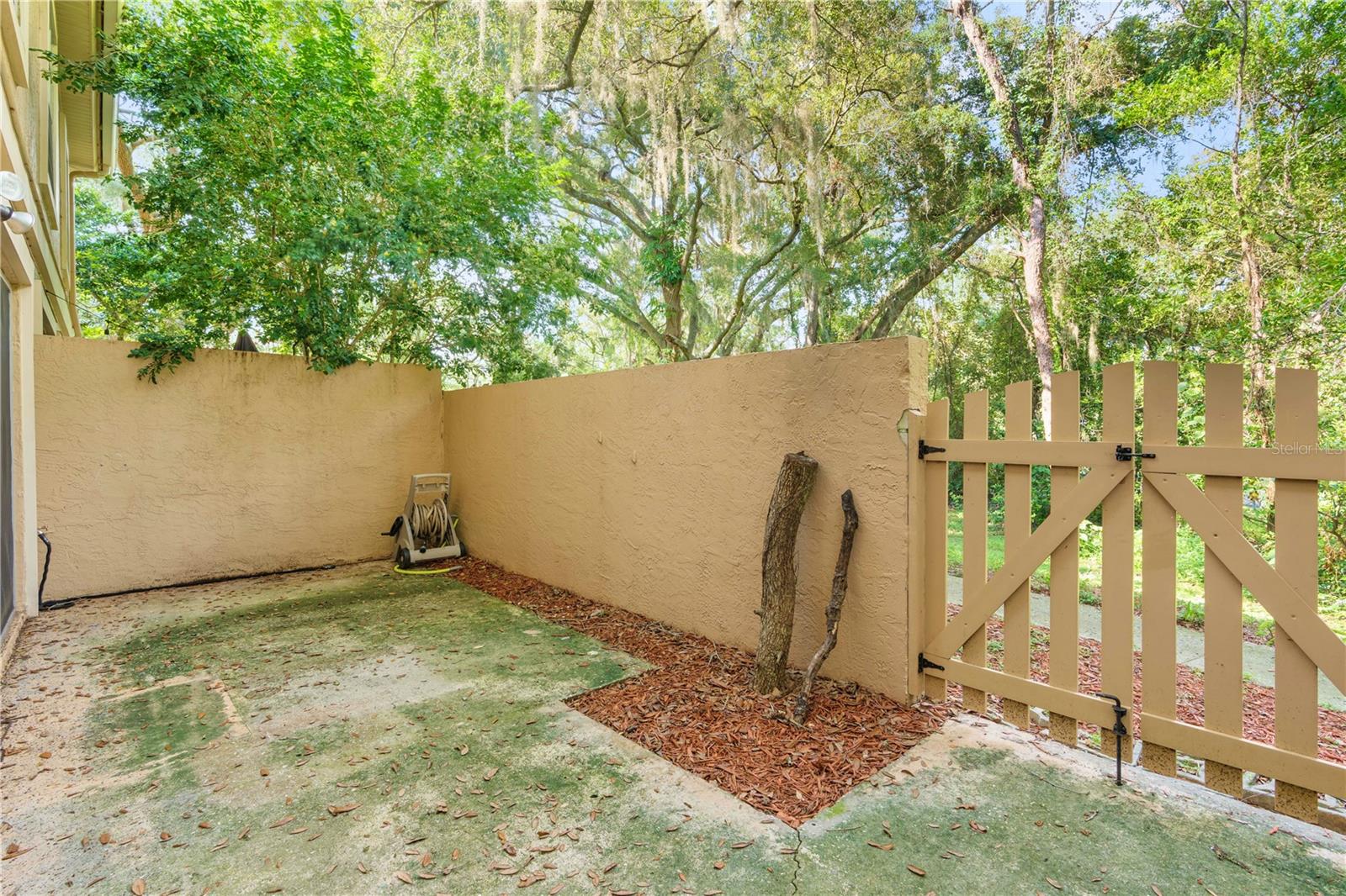 11905 LAKEMIST CIRCLE 74
