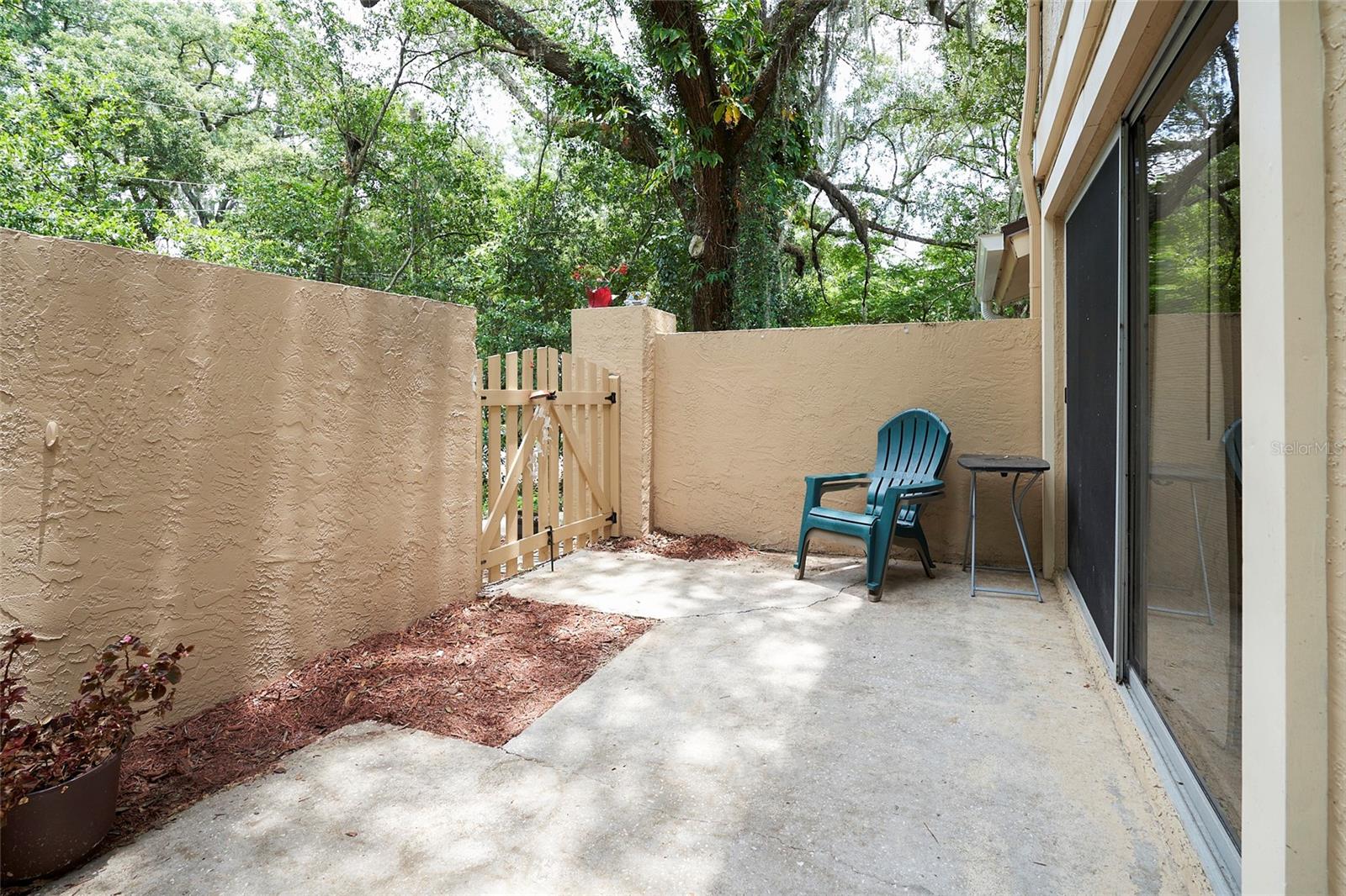 RAINTREE MANOR HOMES CONDOMINI - Residential