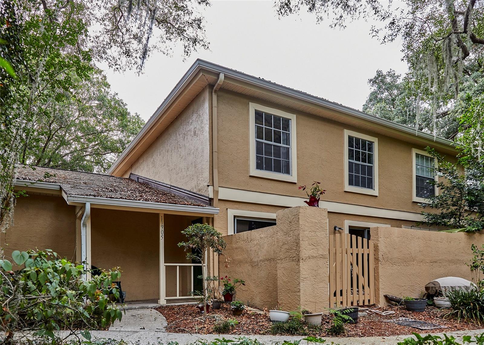 RAINTREE MANOR HOMES CONDOMINI - Residential