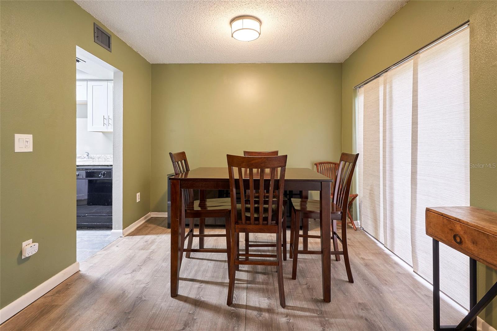 RAINTREE MANOR HOMES CONDOMINI - Residential