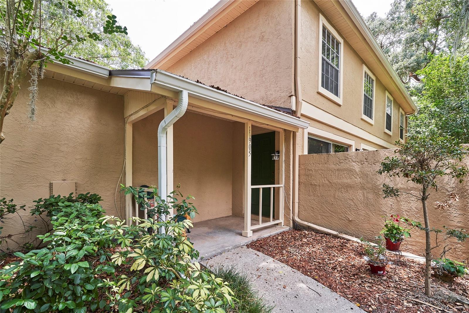 RAINTREE MANOR HOMES CONDOMINI - Residential